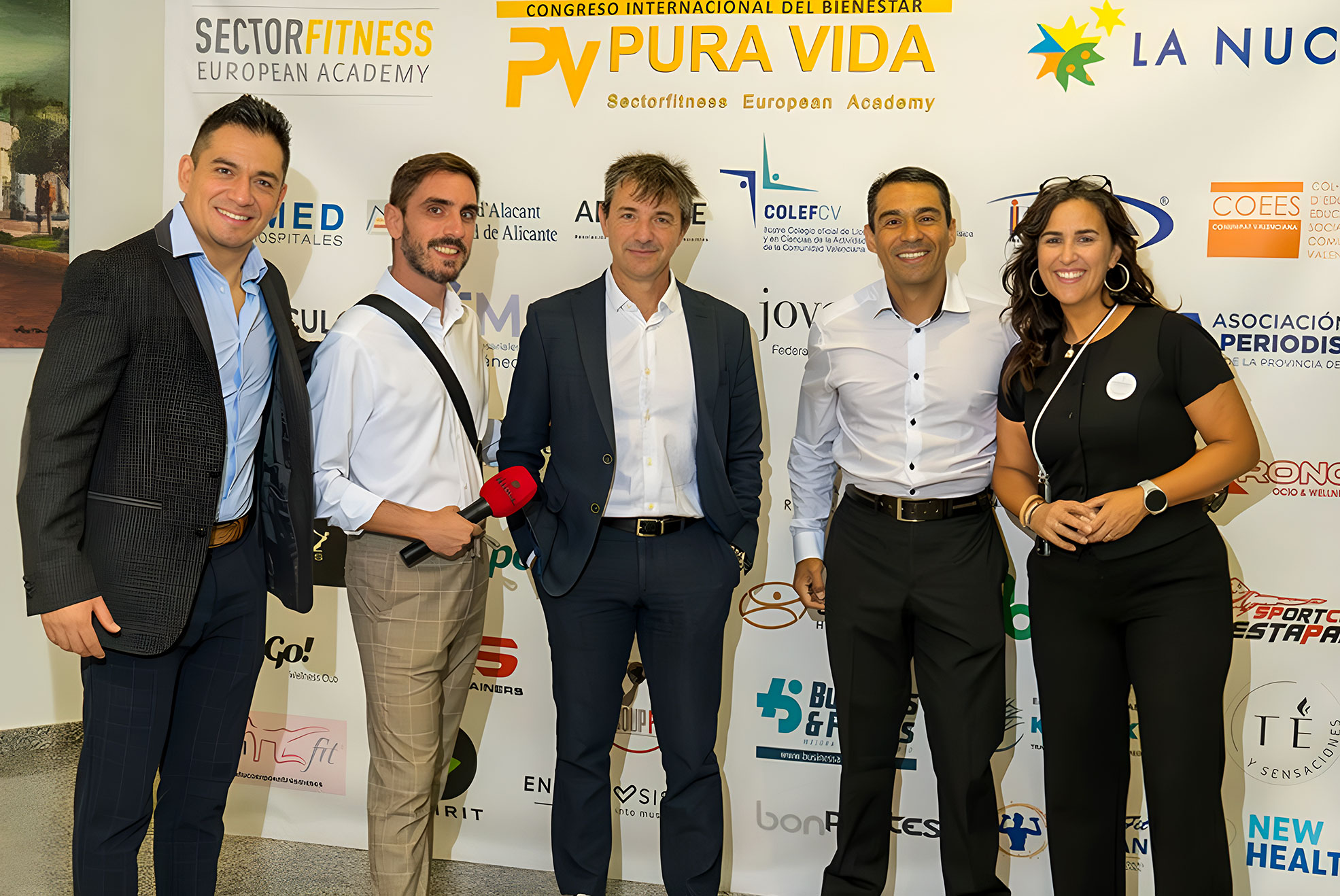 Entrenamiento en grupo al aire libre